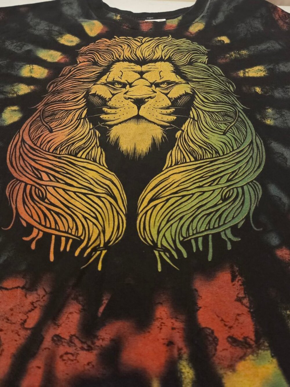 Tie-Dye Lion Graphic T-Shirt